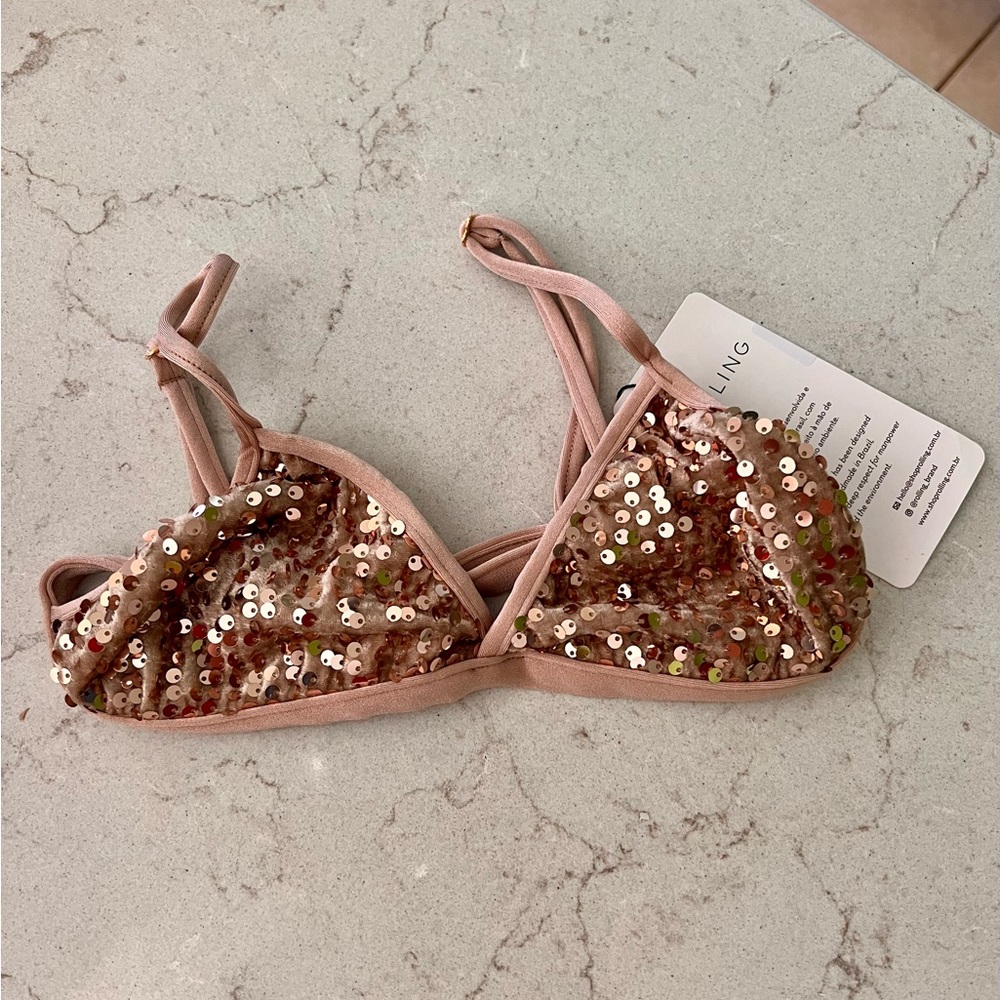 Rolling Tria Gold Sequin Top